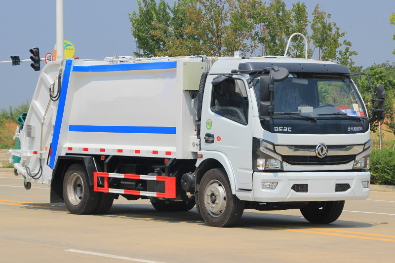 �������8�� ���s����܇