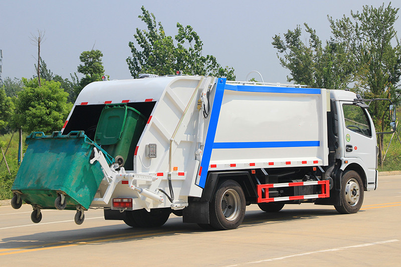 �������8�� ���s����܇